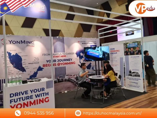 Cơ hội việc làm và hỗ trợ sinh viên đại học TAR UMT Malaysia