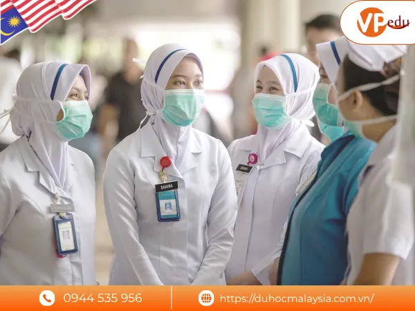 Học phí du học Malaysia ngành điều dưỡng