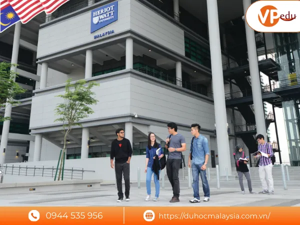 Đại học Heriot-Watt xếp hạng #287 toàn cầu