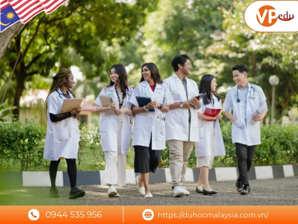 Yêu cầu nhập học với sinh viên quốc tế tại RUMC