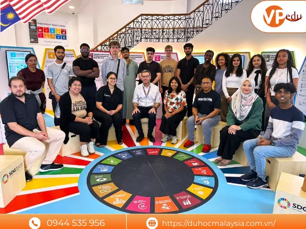 Văn hóa và hoạt động ngoại khóa ở Universiti Kebangsaan Malaysia 